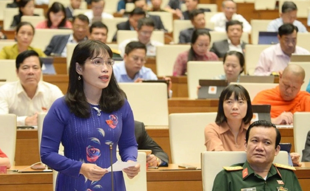 Từ hội chứng “mê” tổng tài...